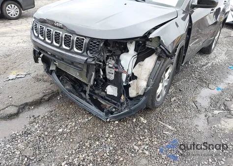 2024 Jeep Compass Latitude 4X4 from USA, damaged, VIN 3C4NJDBN4RT120029